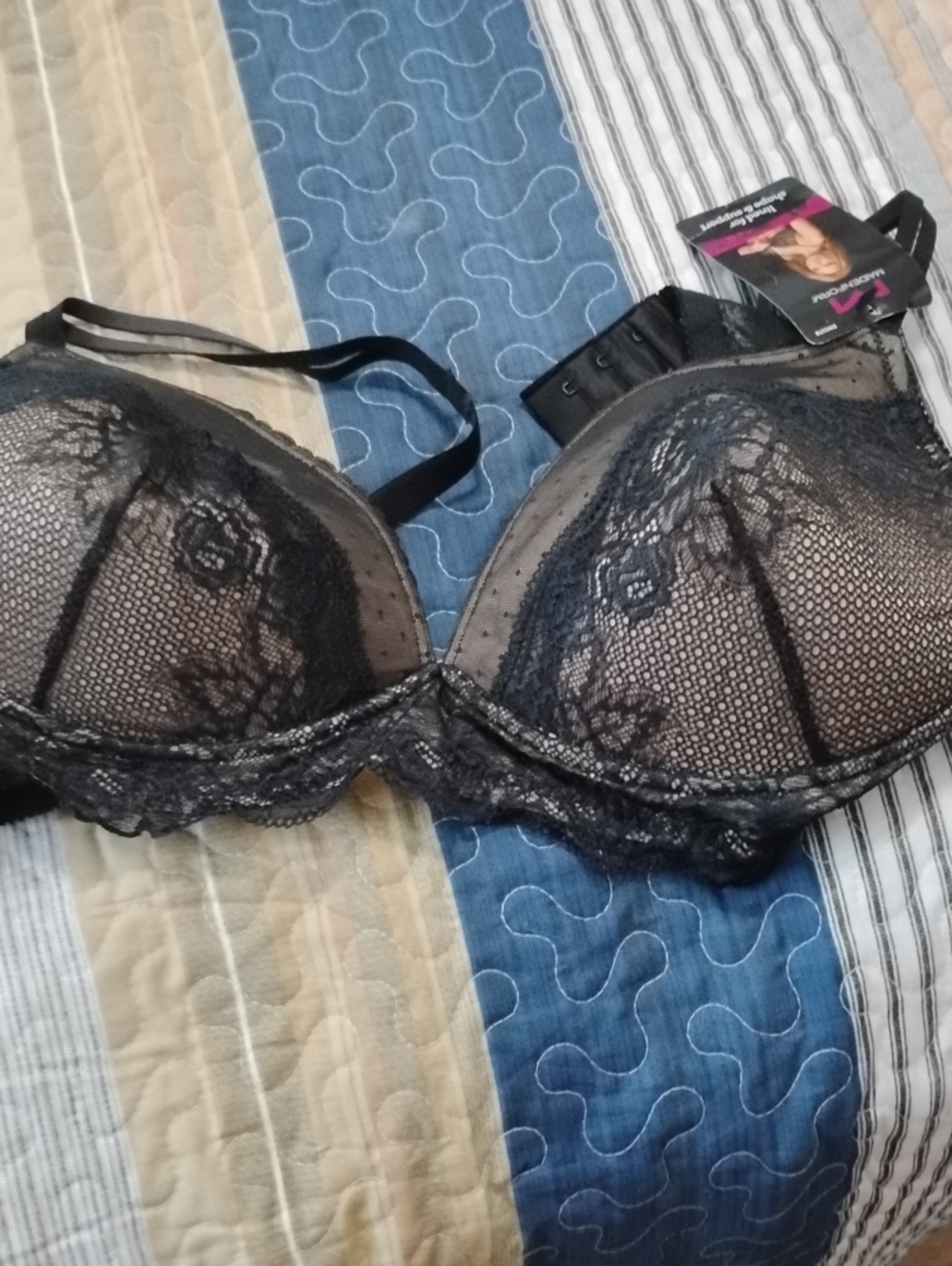 Maidenform Black Lace Underwire Bra 38C Nwt